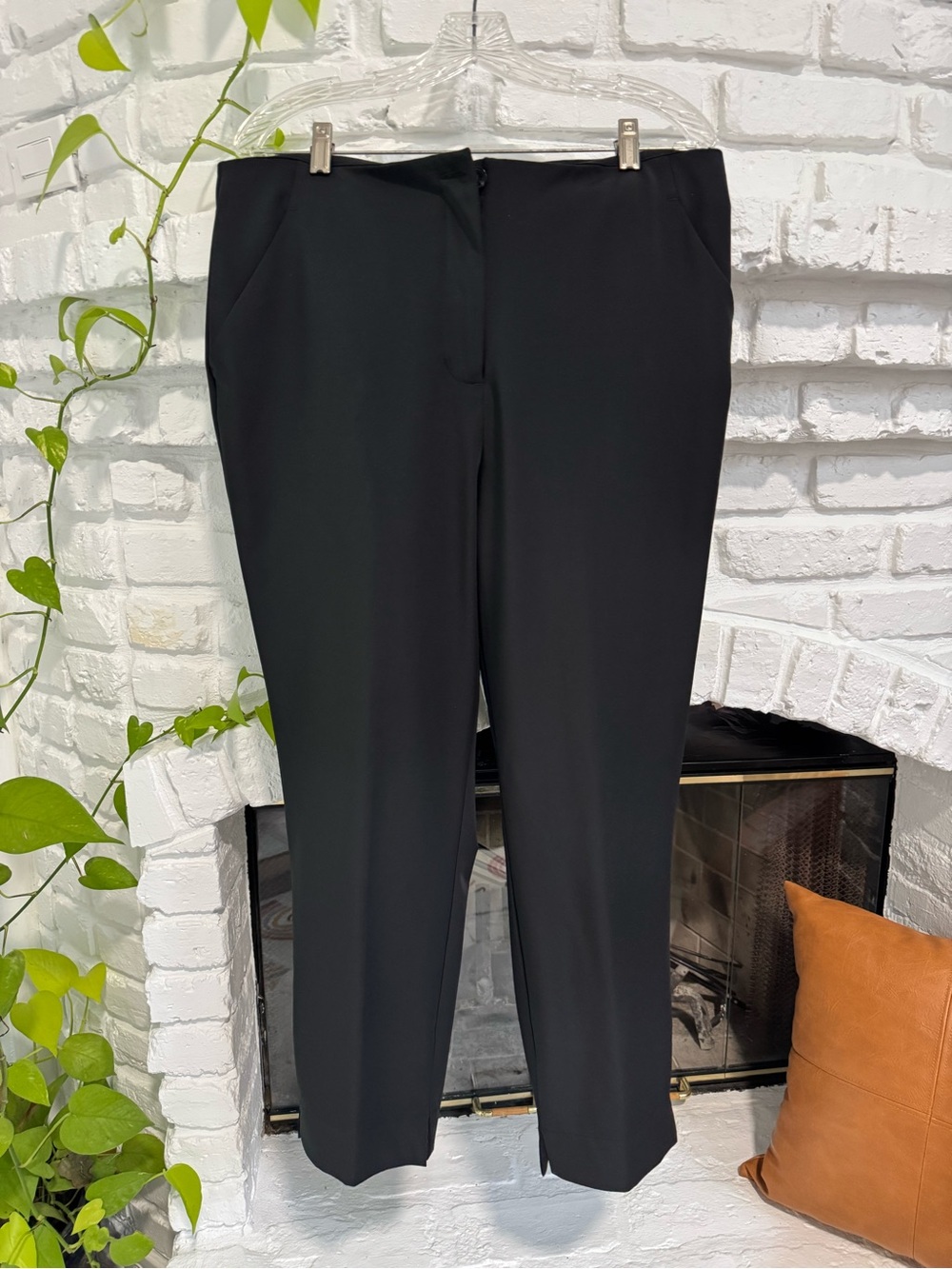 Women's Black Tailored Straight-Leg Pants